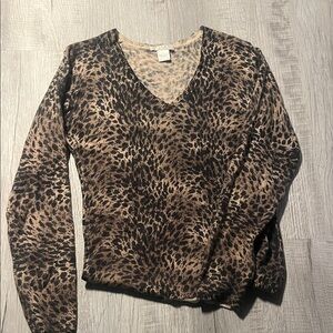 Leopard Print V-Neck Sweater cashmere size L Kenar